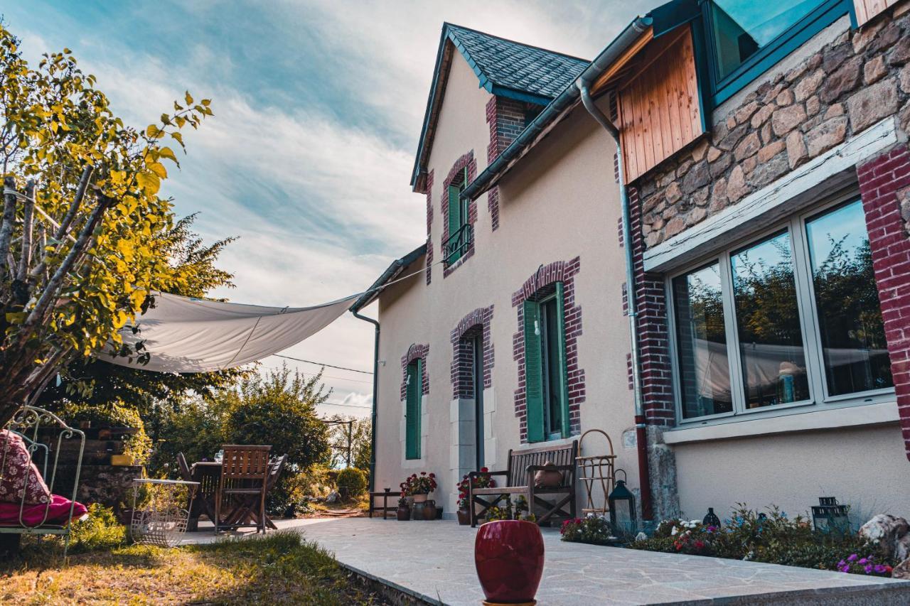 Les Jardins De Nanine Bed & Breakfast Lapleau Exterior photo